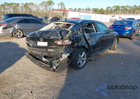 2012 Volkswagen Passat 2.5L Se z USA, uszkodzony, nr VIN 1VWBP7A31CC034678